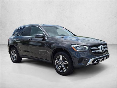 Used 2022 Mercedes-Benz GLC 300 image 3