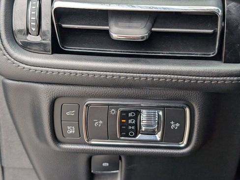 Used 2022 Lincoln Nautilus Reserve w/ Equipment Group 201A image 29