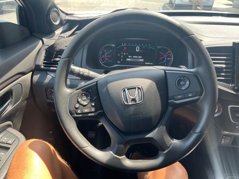 Used 2022 Honda Pilot Sport image 16
