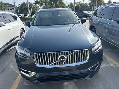 Used 2024 Volvo XC90 B6 Plus w/ Protection Package Premier AWD/4WD image 2