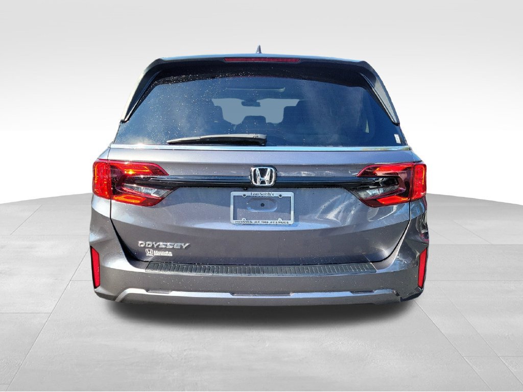 Certified 2026 Honda Odyssey EX-L image 9