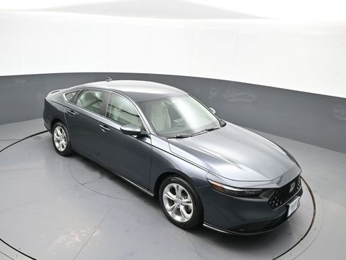 Certified 2023 Honda Accord LX image 35