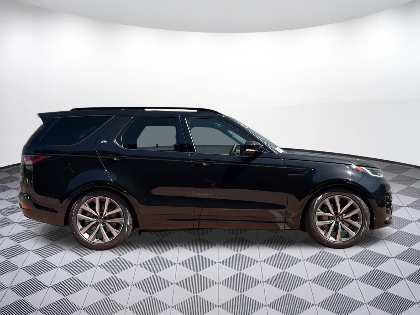 New 2026 Land Rover Discovery Dynamic SE AWD/4WD image 7