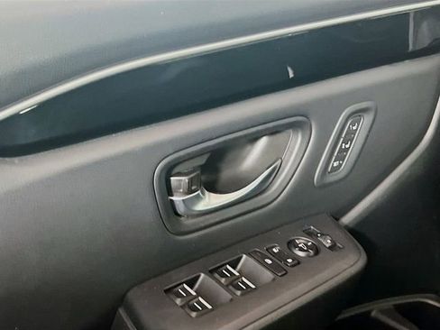 Certified 2025 Honda Pilot EX-L image 17