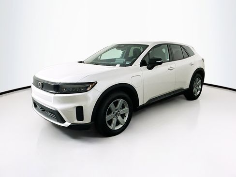 Used 2025 Honda Prologue EX image 3