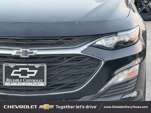 Used 2022 Chevrolet Malibu LT w/ Midnight Edition FWD image 9