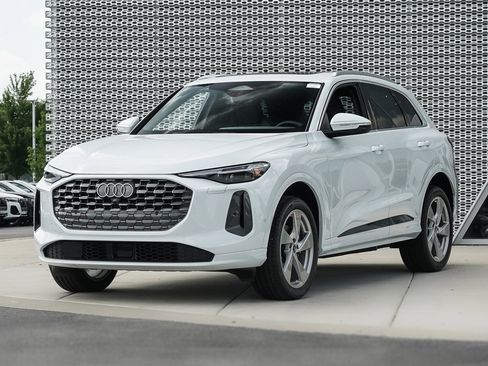 New 2025 Audi Q5 Premium Plus image 5