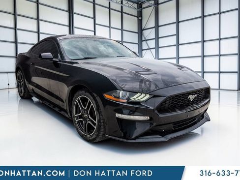 Used 2020 Ford Mustang Coupe RWD image 21