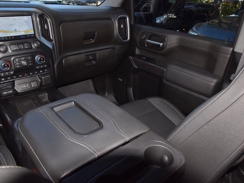 Used 2022 Chevrolet Silverado 2500 LTZ w/ LTZ Plus Package image 17