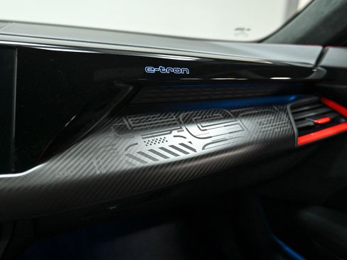 Used 2023 Audi RS e-tron GT image 51