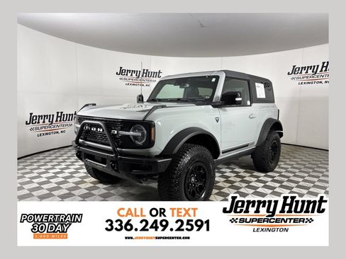 Used 2021 Ford Bronco First Edition AWD/4WD image 1