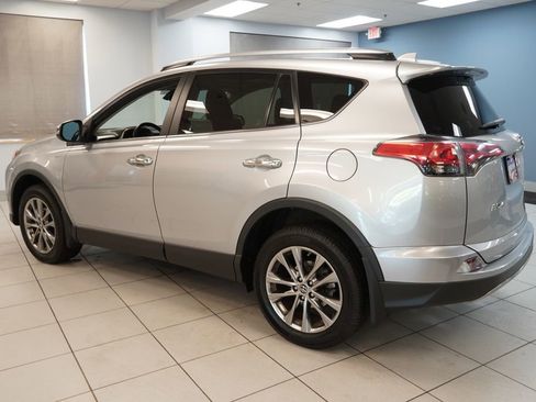 Used 2018 Toyota RAV4 Limited w/ All Weather Liner Package AWD/4WD image 8
