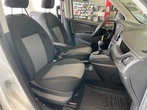 Used 2021 RAM ProMaster City Tradesman FWD image 17