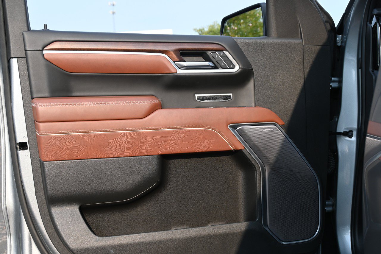 Certified 2025 GMC Sierra 1500 Denali Ultimate AWD/4WD image 19