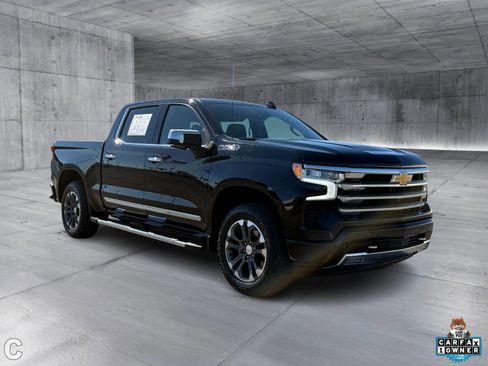 Used 2023 Chevrolet Silverado 1500 High Country w/ Technology Package image 9