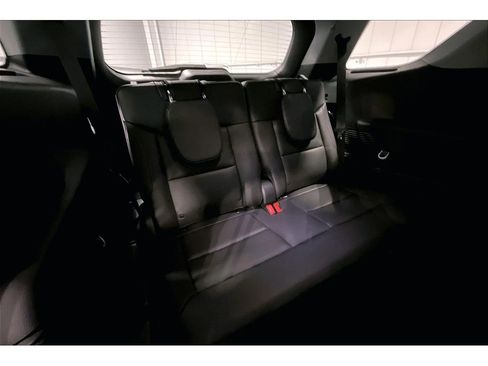 Used 2023 Ford Explorer XLT w/ Equipment Group 202A image 29