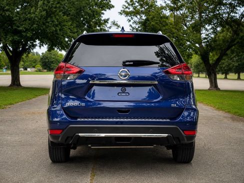 Used 2019 Nissan Rogue SL w/ Premium Package FWD image 4