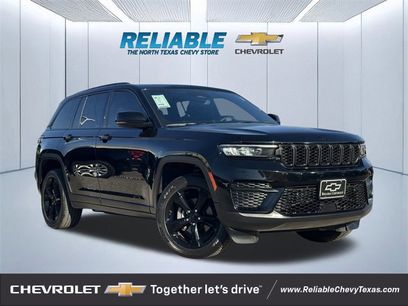 Used 2023 Jeep Grand Cherokee Altitude