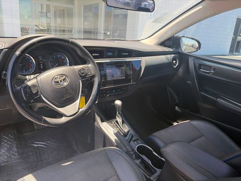 Used 2019 Toyota Corolla SE FWD image 10