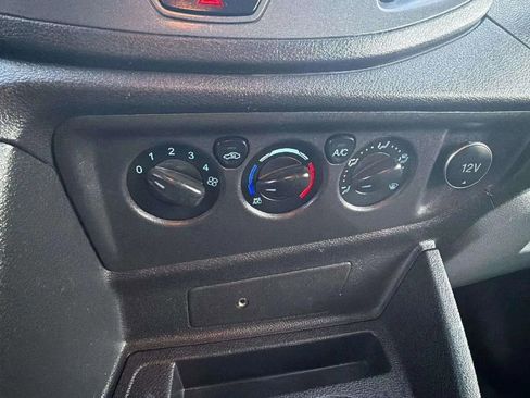 Used 2019 Ford Transit 250 148 Low Roof image 21