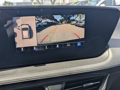 Certified 2025 Buick Encore GX Preferred w/ Advanced Technology Package FWD image 20