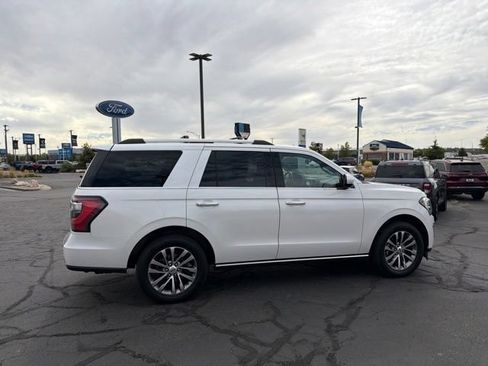Used 2018 Ford Expedition Limited w/ Equipment Group 301A AWD/4WD image 4