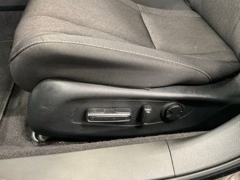 Certified 2024 Honda Accord EX image 31