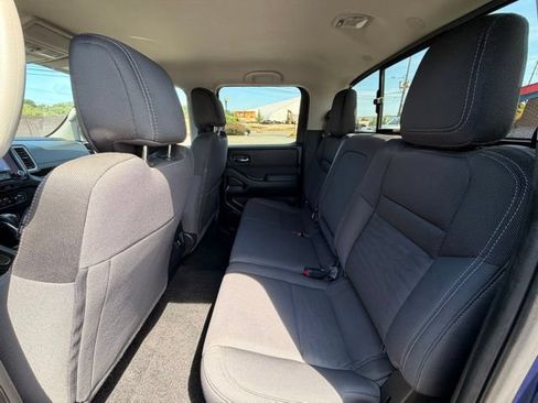 Used 2023 Nissan Frontier SV w/ SV Convenience Package AWD/4WD image 16