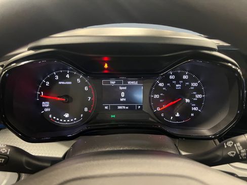 Used 2024 Chevrolet Trax LS FWD image 9