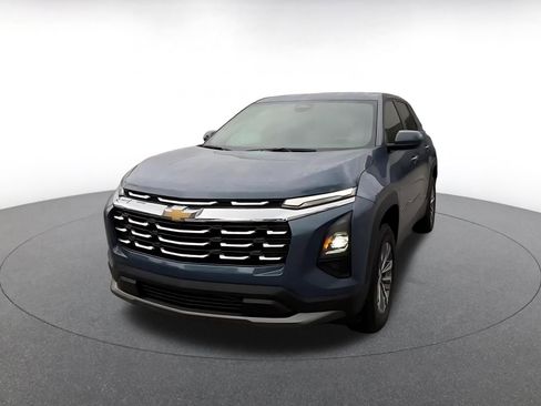 Used 2025 Chevrolet Equinox LT image 7