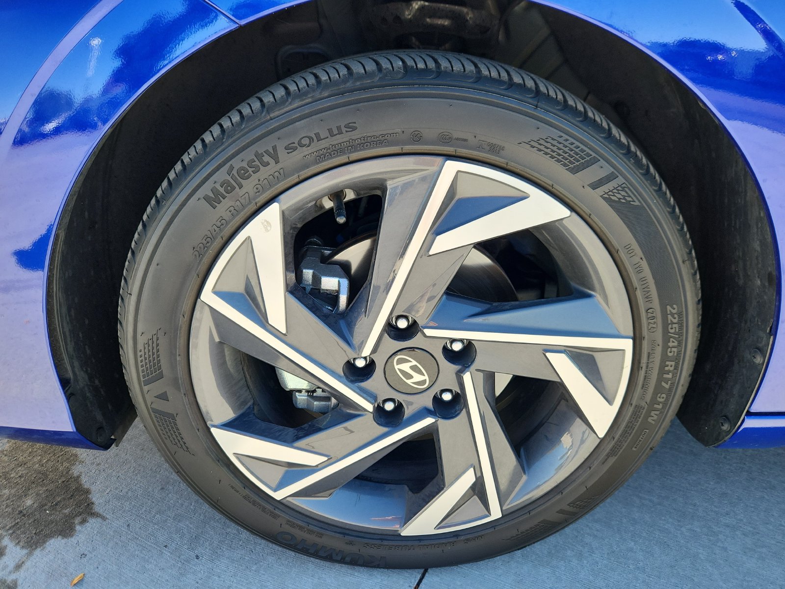 Used 2025 Hyundai Elantra Sport FWD image 17