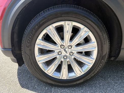 Used 2021 Ford Explorer Limited w/ Equipment Group 301A image 22