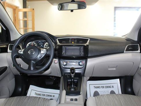 Used 2016 Nissan Sentra SV w/ Driver's Assist Package FWD image 15