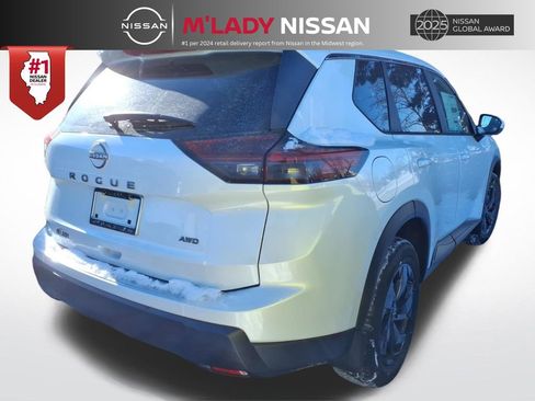 New 2026 Nissan Rogue SV image 7