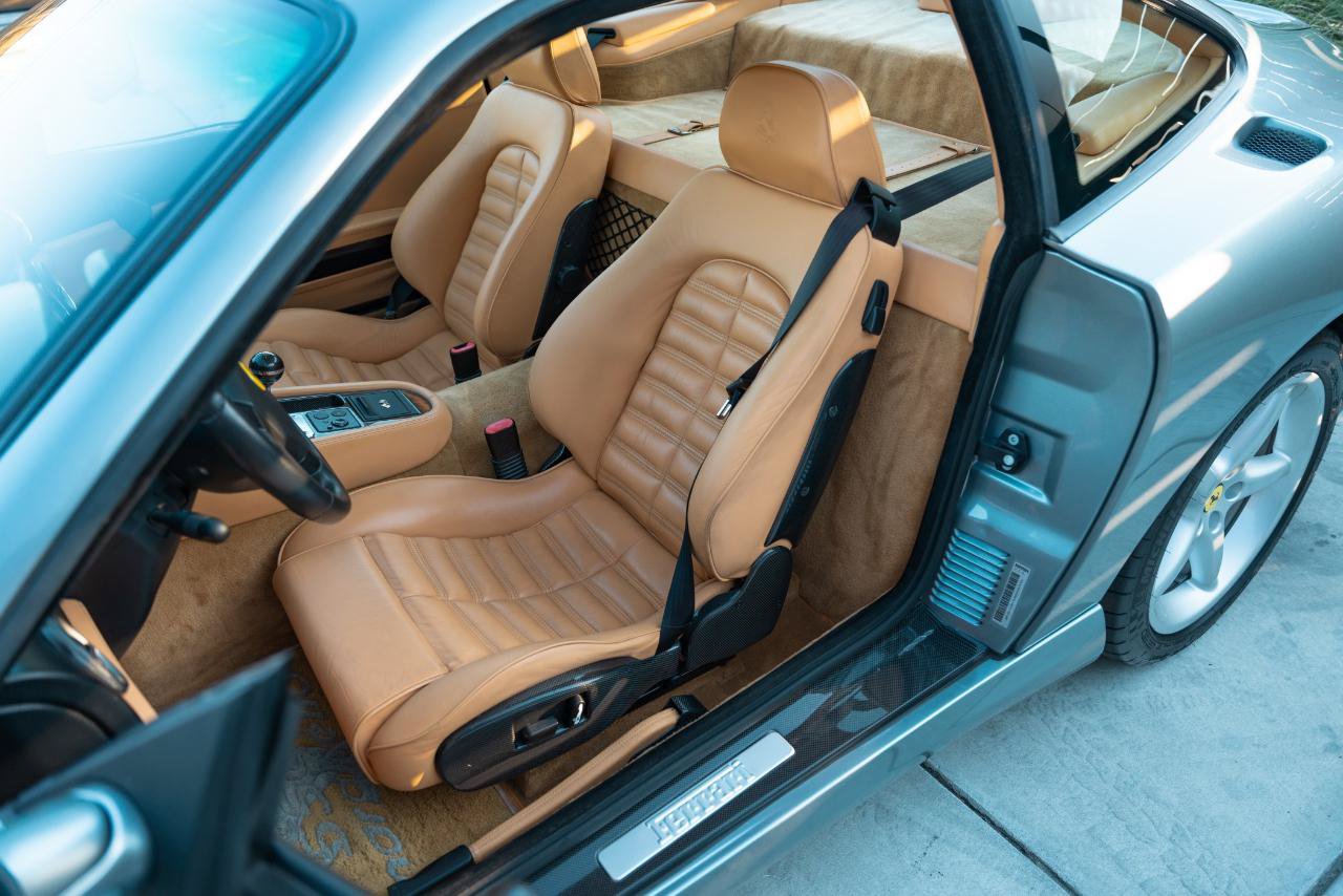 Used 2001 Ferrari 550 Maranello Coupe RWD image 10