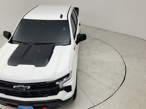 Certified 2025 Chevrolet Silverado 1500 LT Trail Boss image 15