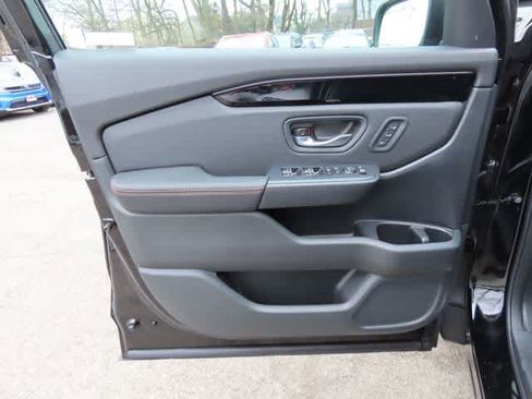 New 2026 Honda Pilot TrailSport image 19