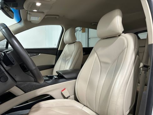 Used 2019 Lincoln Nautilus Select AWD/4WD image 25