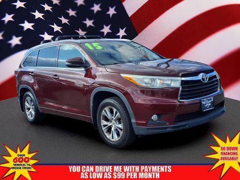 Used 2015 Toyota Highlander XLE image 1