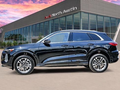 New 2025 Audi Q5 Premium image 8