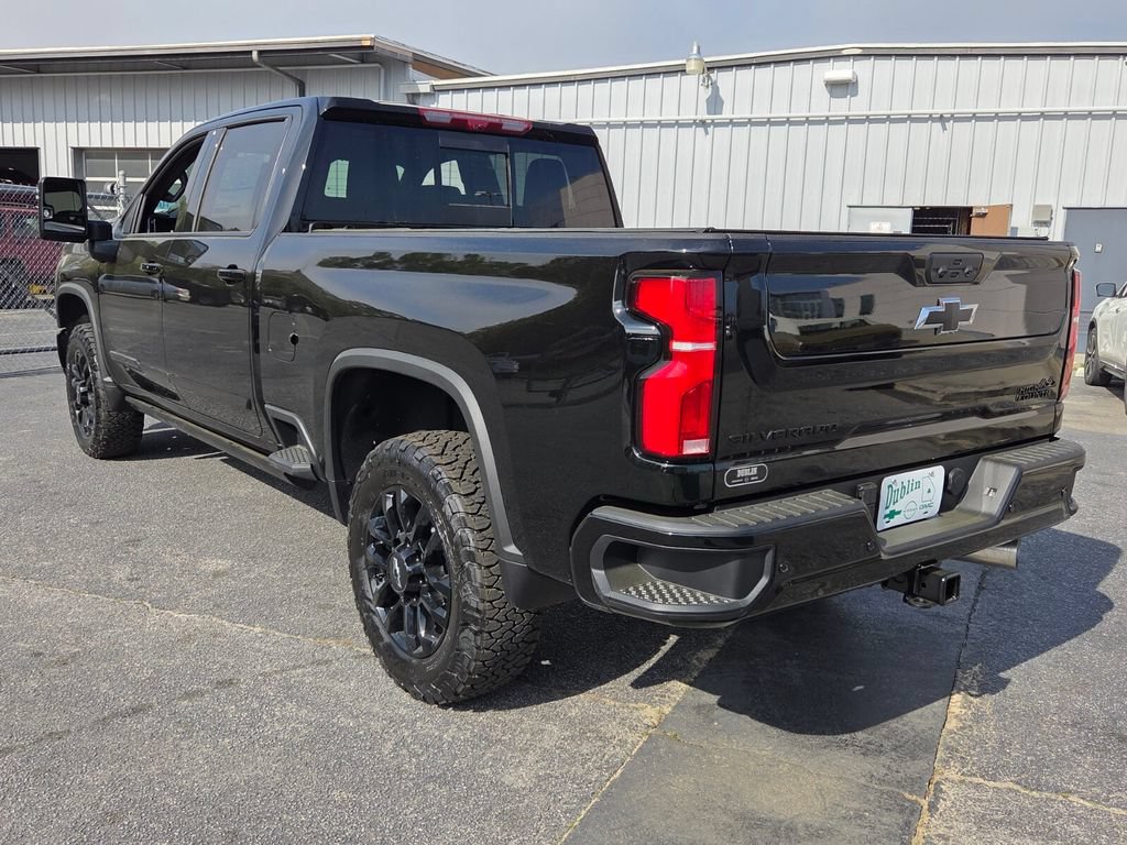 New 2026 Chevrolet Silverado 2500 High Country w/ Midnight Edition AWD/4WD image 8