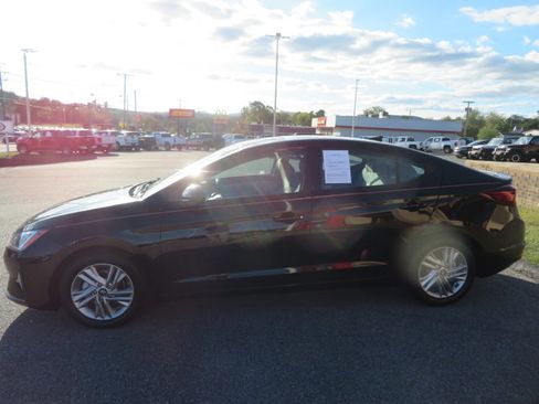 Used 2020 Hyundai Elantra SEL image 6
