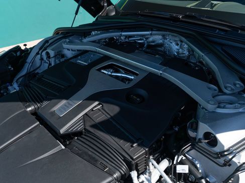 Used 2025 Aston Martin DBX 707 AWD/4WD image 11