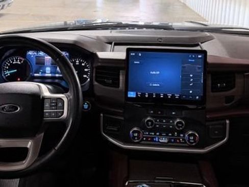 Used 2024 Ford Expedition Limited AWD/4WD image 36