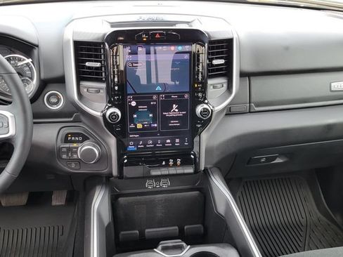 Used 2025 RAM 1500 Big Horn AWD/4WD image 28