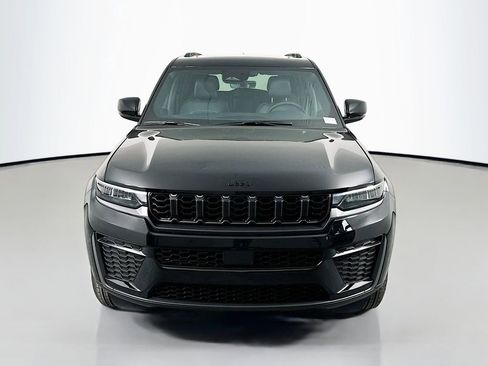New 2026 Jeep Grand Cherokee Altitude RWD image 2