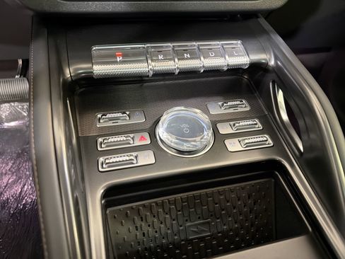 New 2026 Lincoln Nautilus Premier image 21