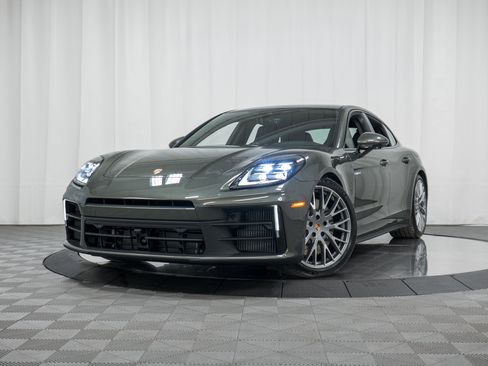 New 2026 Porsche Panamera 4S image 29