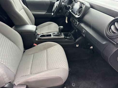Used 2023 Toyota Tacoma SR RWD image 12