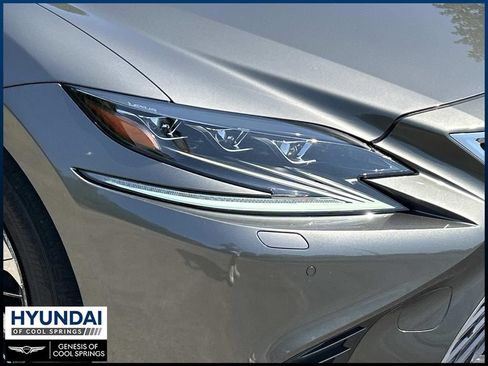 Used 2019 Lexus LS 500 AWD w/ Luxury Package image 10